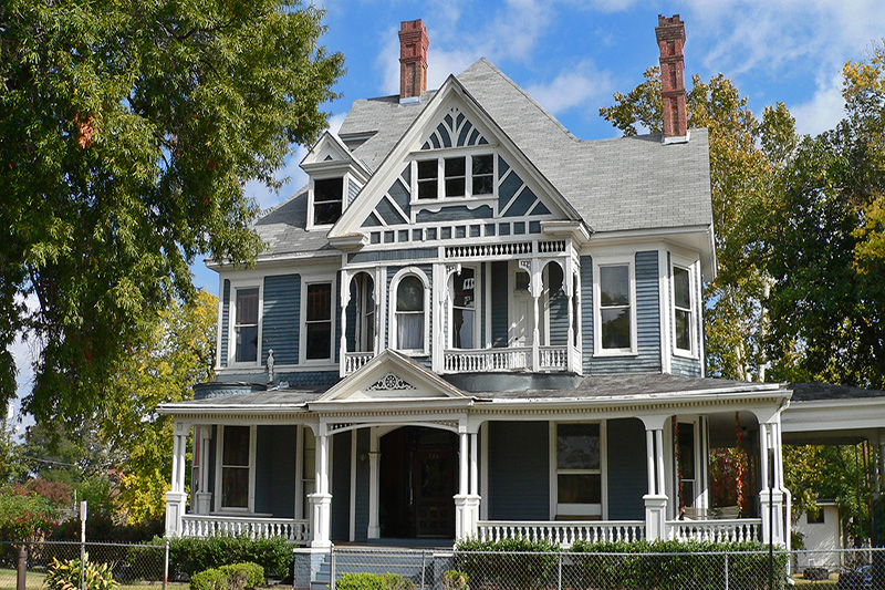 Craftsman styled house